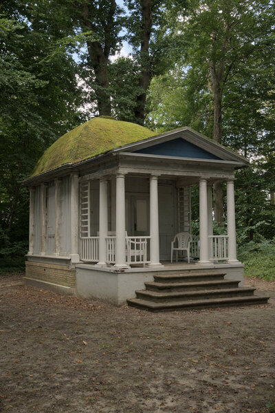 Photo of a pavillion in a neo-classical style